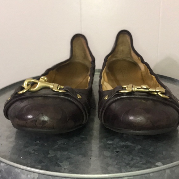 Coach Destin Flats with Buckle - Picture 4 of 9